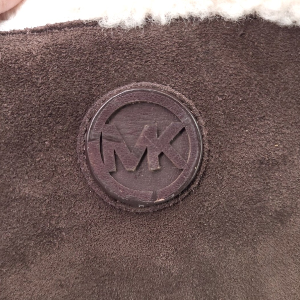 Michael Kors Size 10 MK Brown
Suede Leather Winter Boots Sheep
Fur Lined Booties - Picture 7 of 12